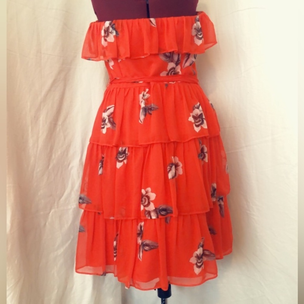 Red floral ruffle dress - Picture 4 of 4